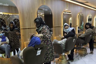Les salons de beauté pour femmes devront fermer d'ici un mois en Afghanistan. Les talibans n'ont pas justifié leur décret. (archives)